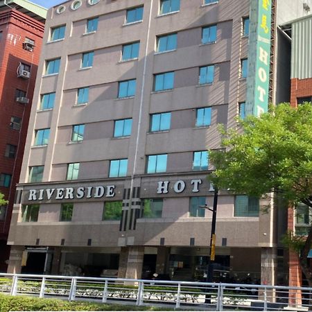 Riverside Hotel Kaohsiung Extérieur photo